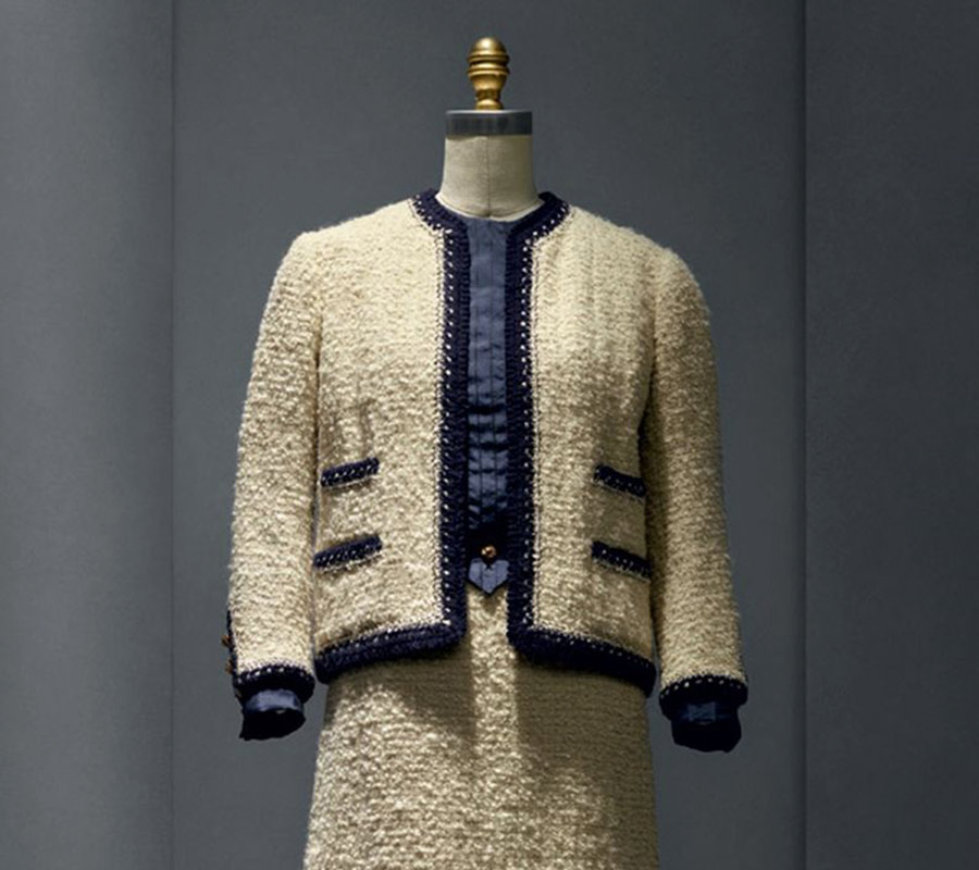 چه-لباسی-مناسب-رنگ-پوست-شماست-؟